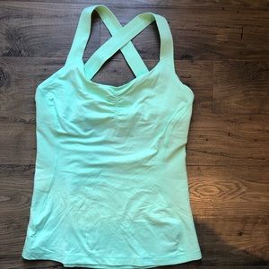 Lululemon workout top size 10